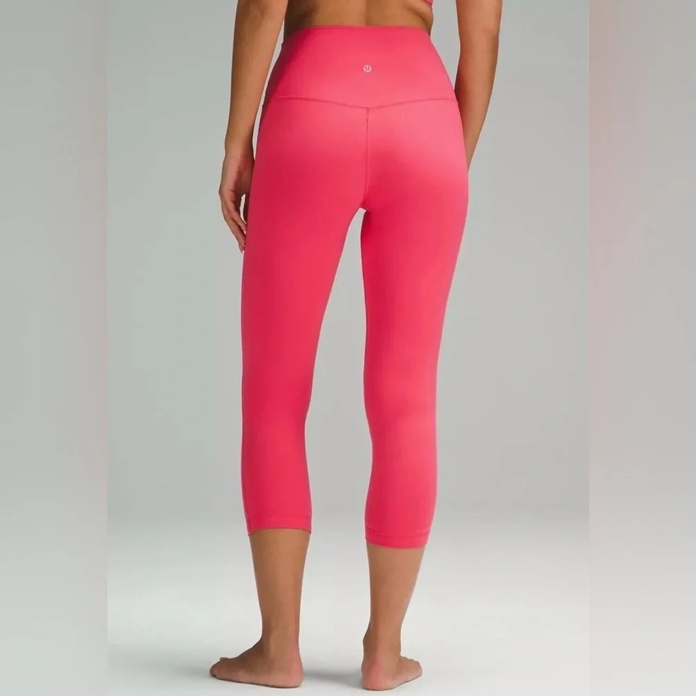 Lululemon Athletica Bold Pink Leggings - Picture 4 of 10